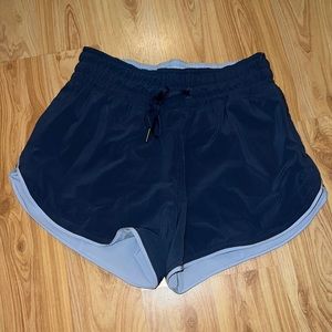 Lululemon choose a side shorts